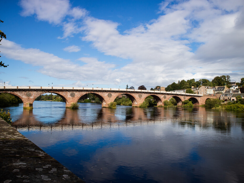 Perth Bridge by josiegilbert