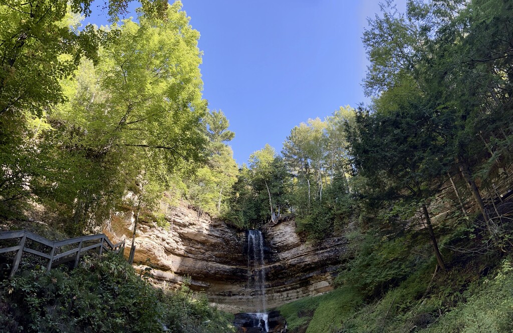 Munising Falls pano by amyk