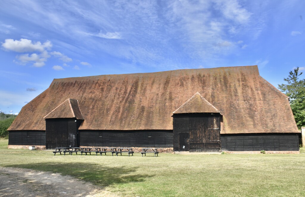 Ancient Barn by casablanca