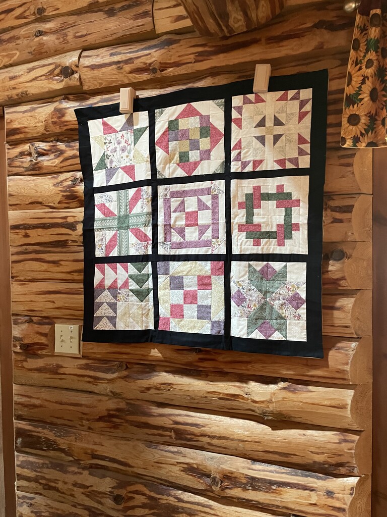 Quilt hangers by profgeraci