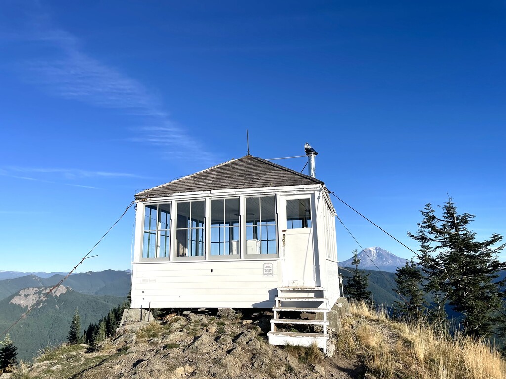 fire lookout by am2584