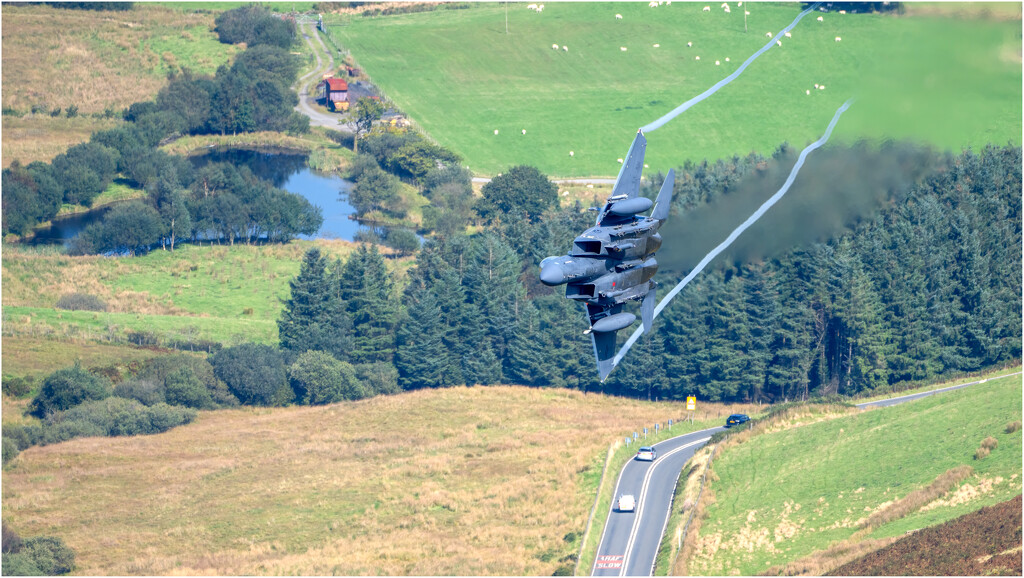 F15,  full turn into the valley.  by clifford