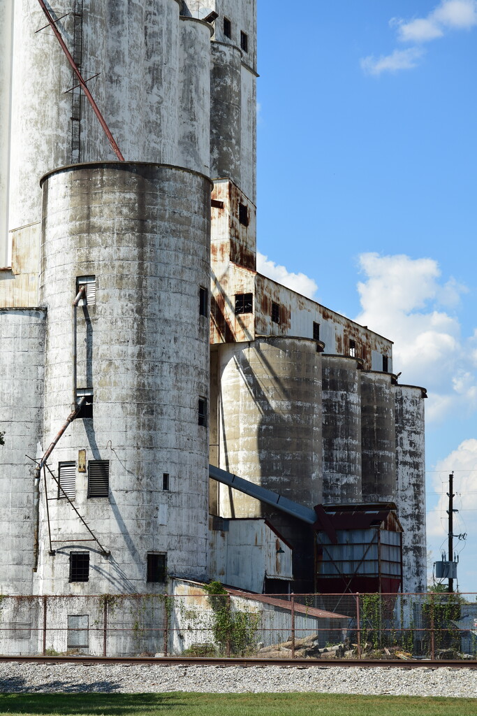 Rice Dryer, Katy Texas 2/3 by matsaleh