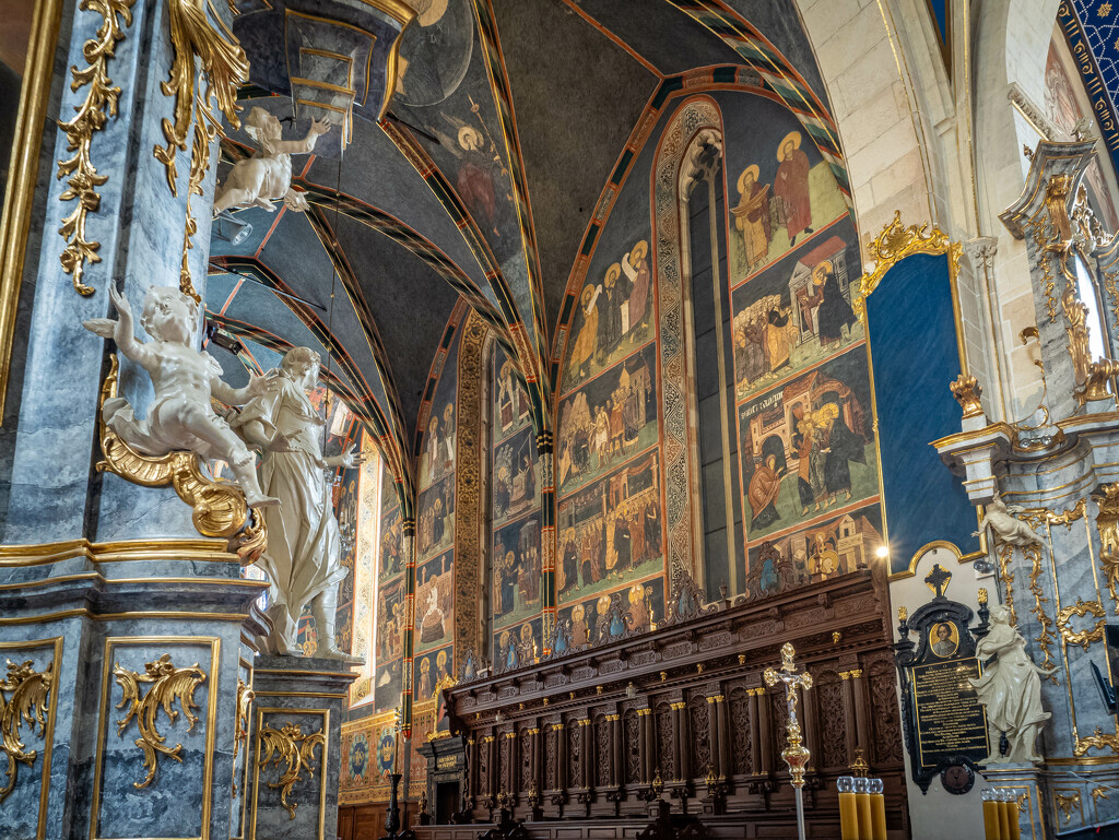 Presbytery in the Cathedral in Sandomierz by haskar