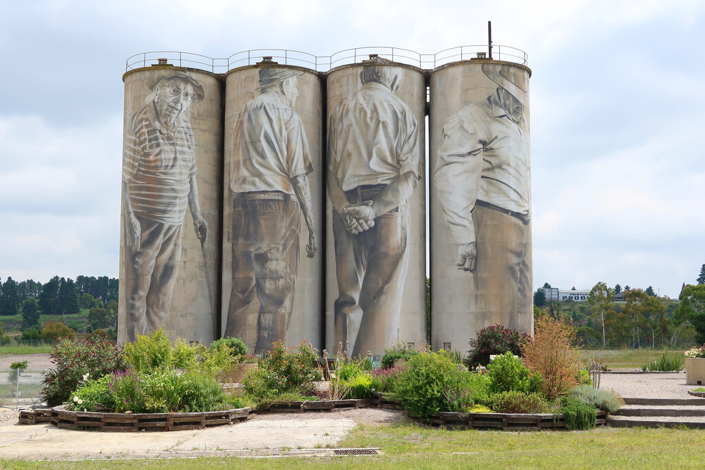 Portland Silos by leggzy