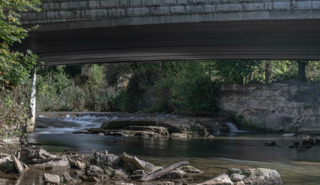 Under the Bridge by darchibald