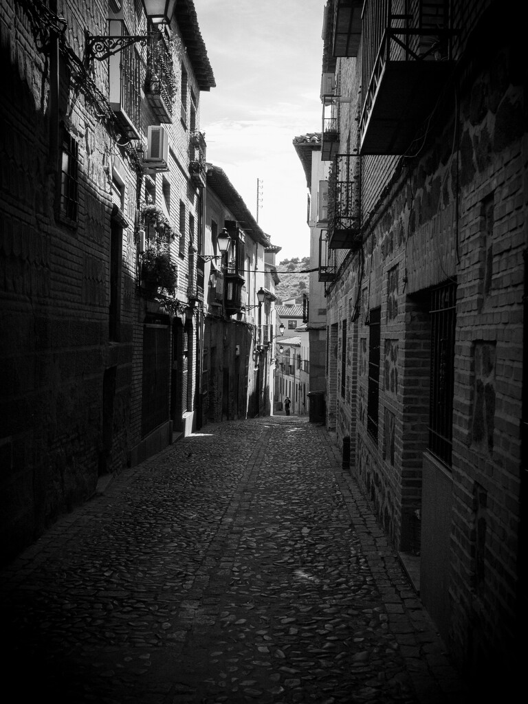 getting lost in Toledo by christinav