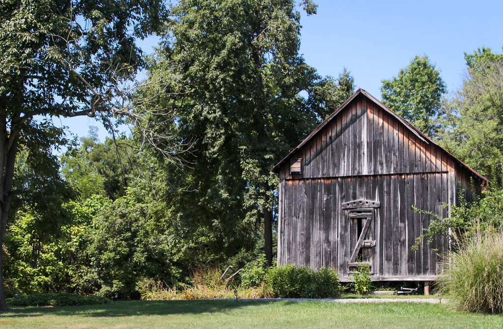 A barn by mittens