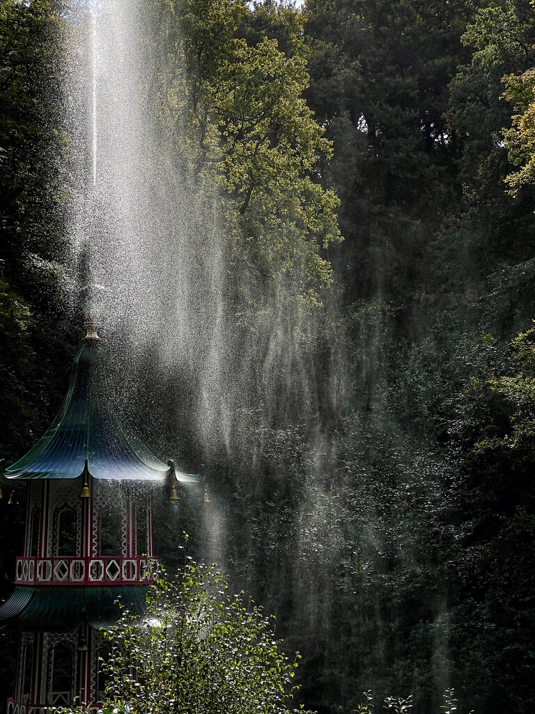 Chinese Pagoda Fountain by gaillambert