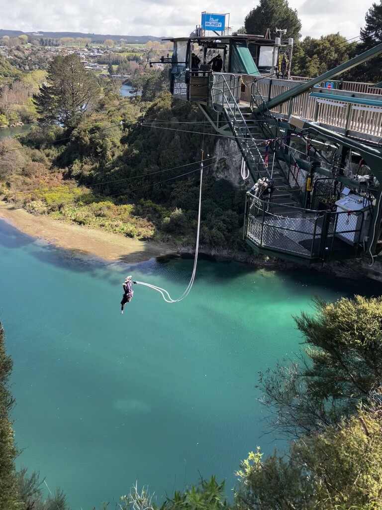 Bungy jump by dide