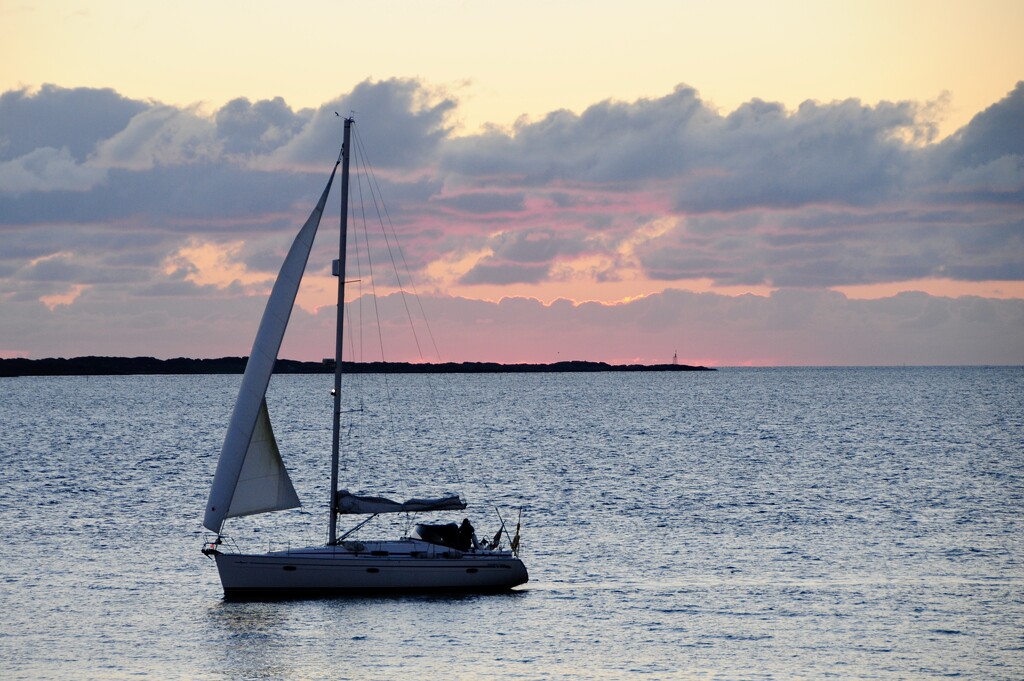 Sailing By by clearlightskies