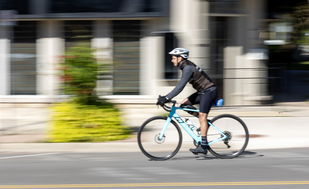 Bike Panning by pdulis