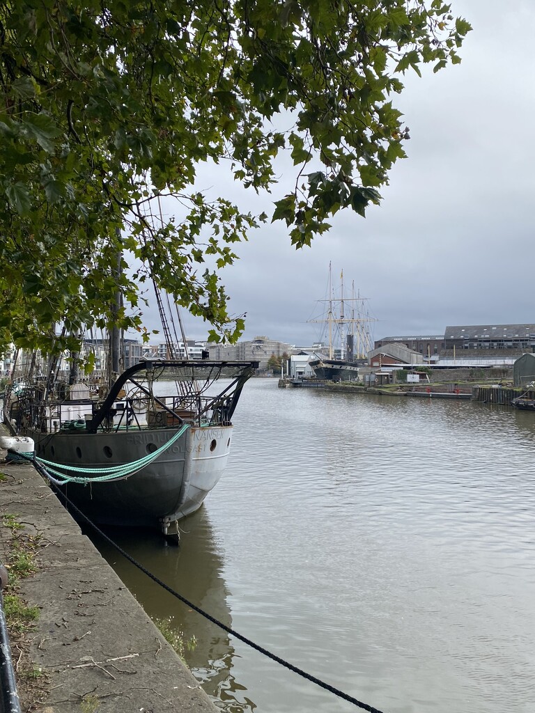 Sunday on the harbourside by cam365pix