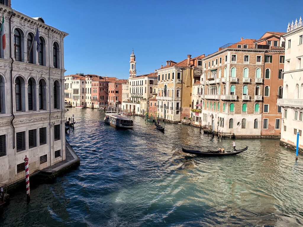 Grand canal Venice  by happypat