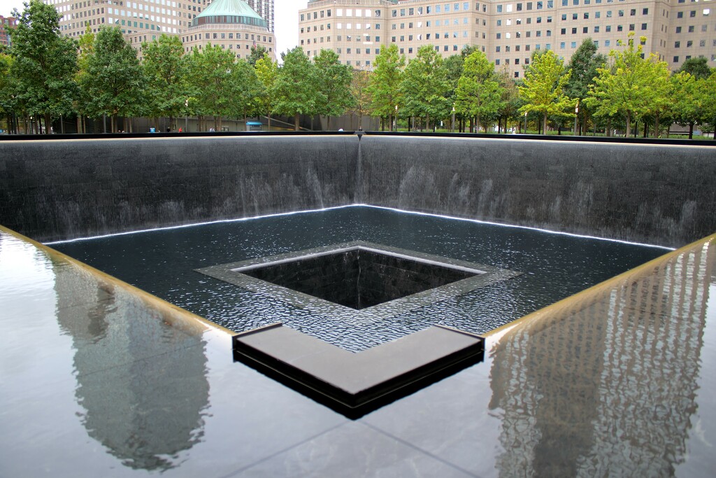 911 Memorial by blueberry1222