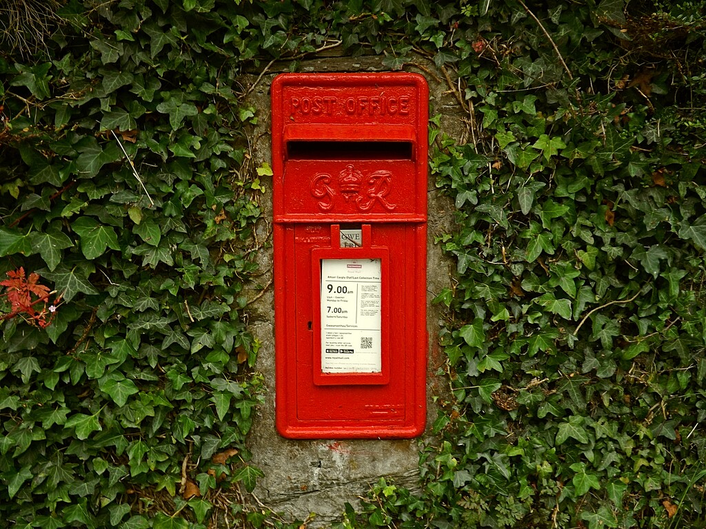 George VI in Royal red. by ajisaac