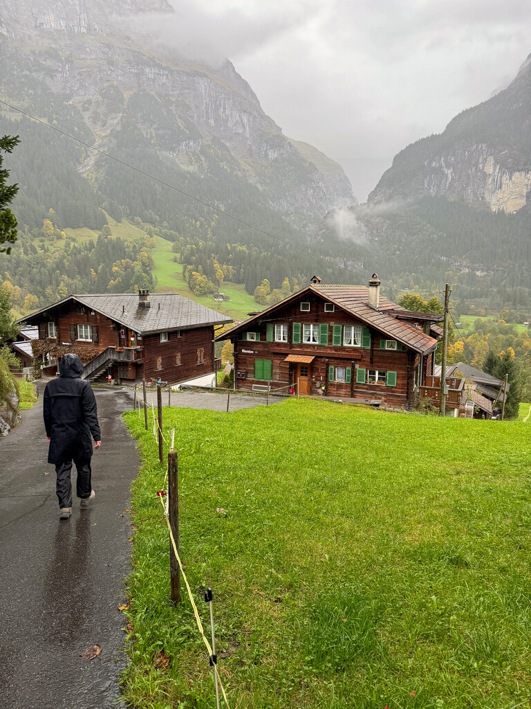 Rainy Day in Grindelwald by kwind