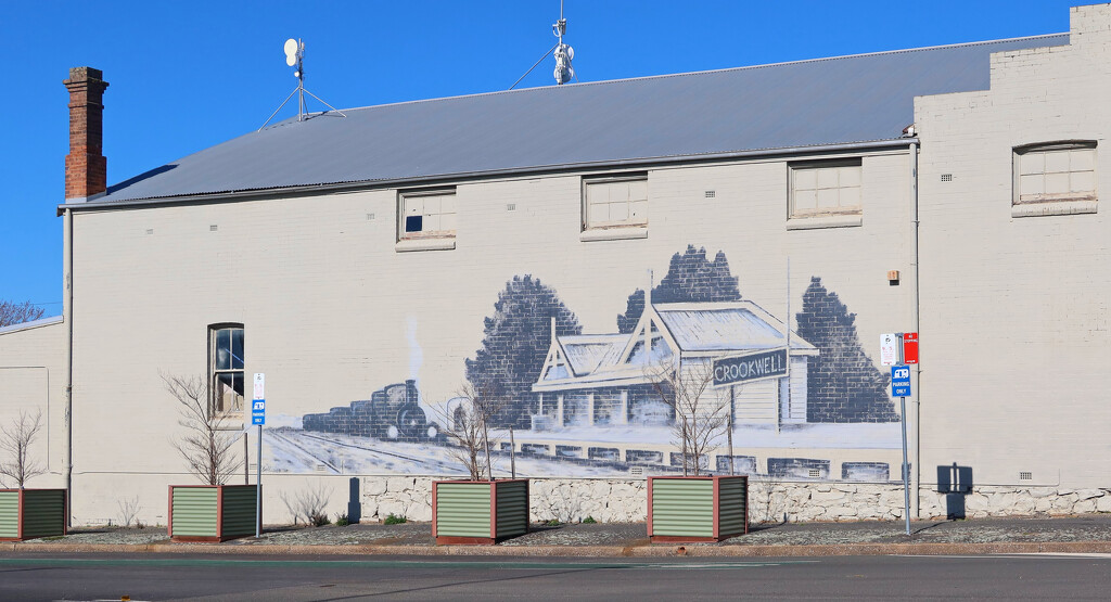 Crookwell mural by leggzy