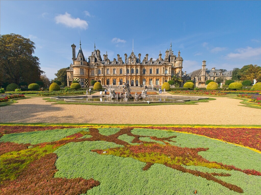 Waddesdon Manor by billyboy