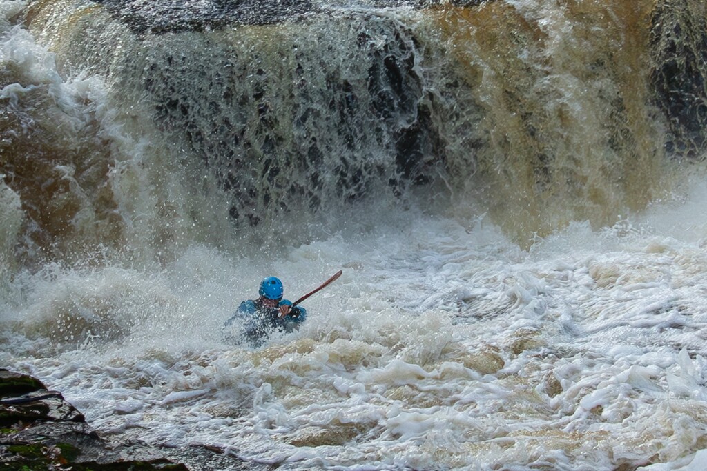 Kayaking in the River Clyde. by billdavidson