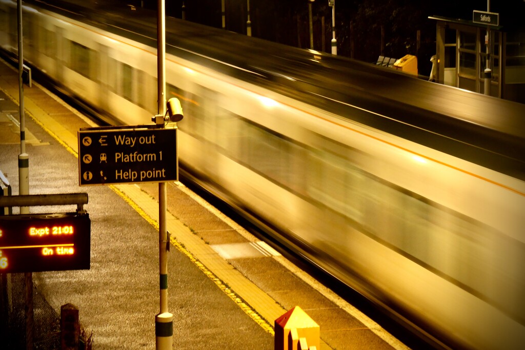 Night Train by jmdeabreu