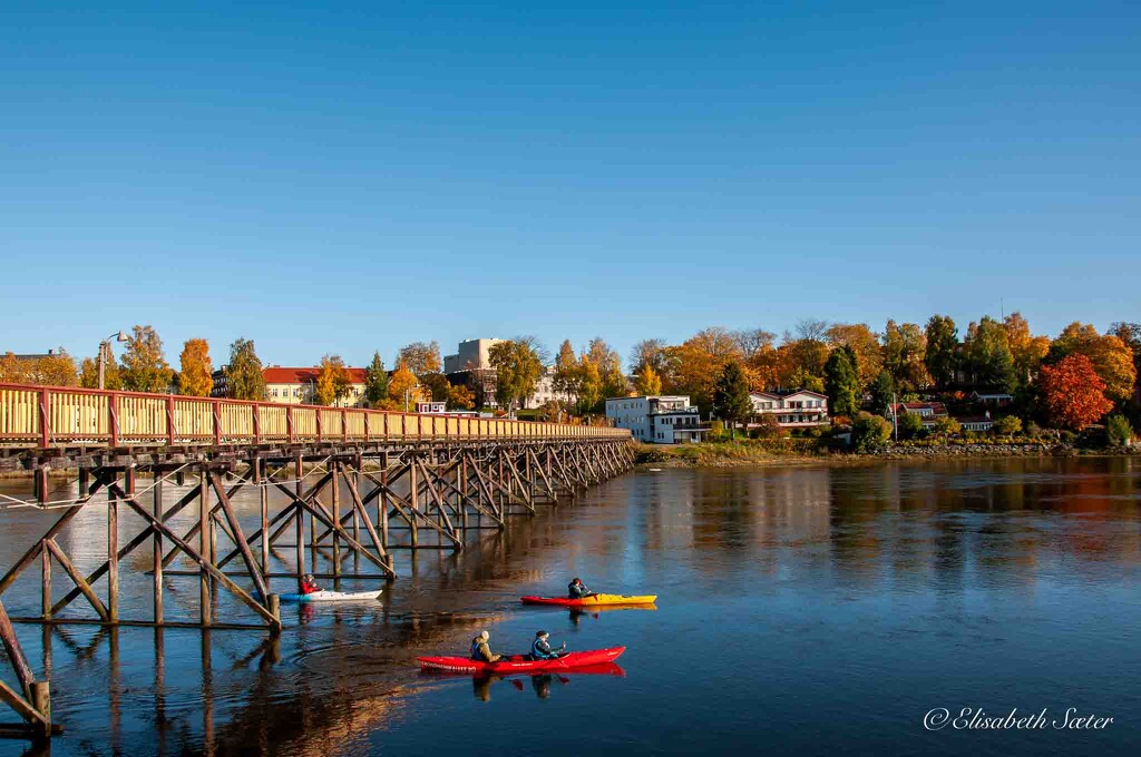 3 Kayakers by elisasaeter