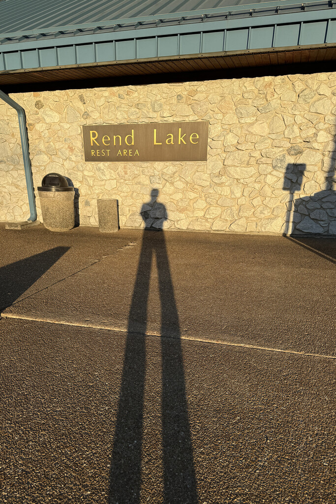 Rend Lake Rest Area by lsquared