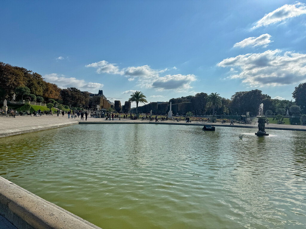 Resting in Luxembourg garden.  by cocobella