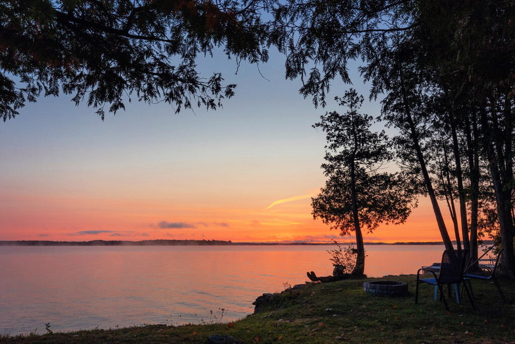 Balsam Lake Sunset by pdulis