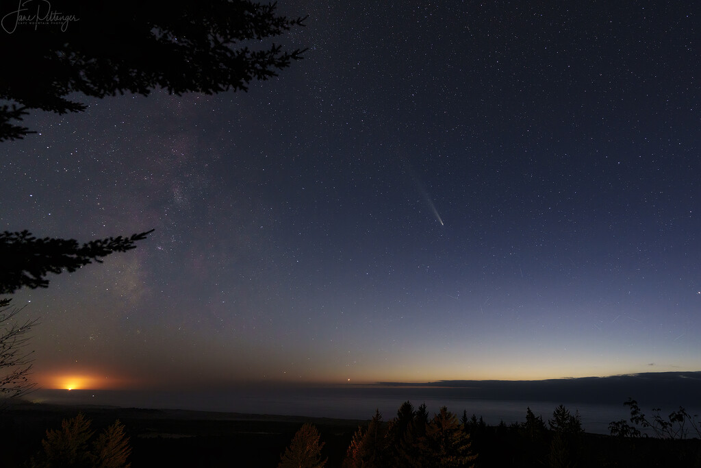 Comet ATLAS and Milky Way by jgpittenger