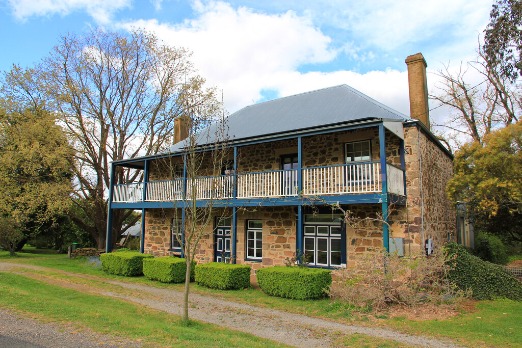 Former Royal Hotel - Taralga by leggzy