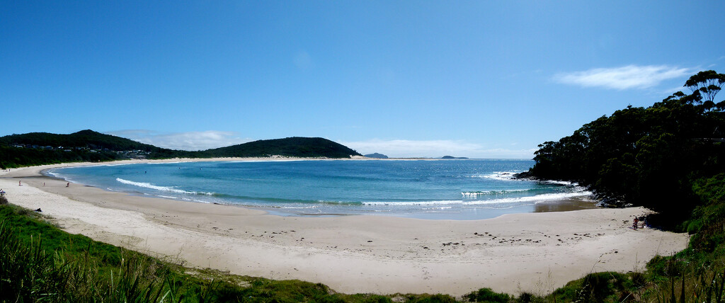 Fingal Bay Panorama by onewing