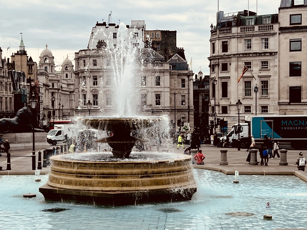 Water Fountain (25) by rensala