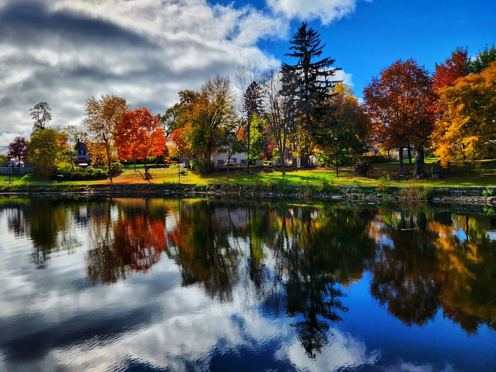 Gananoque River by ljmanning