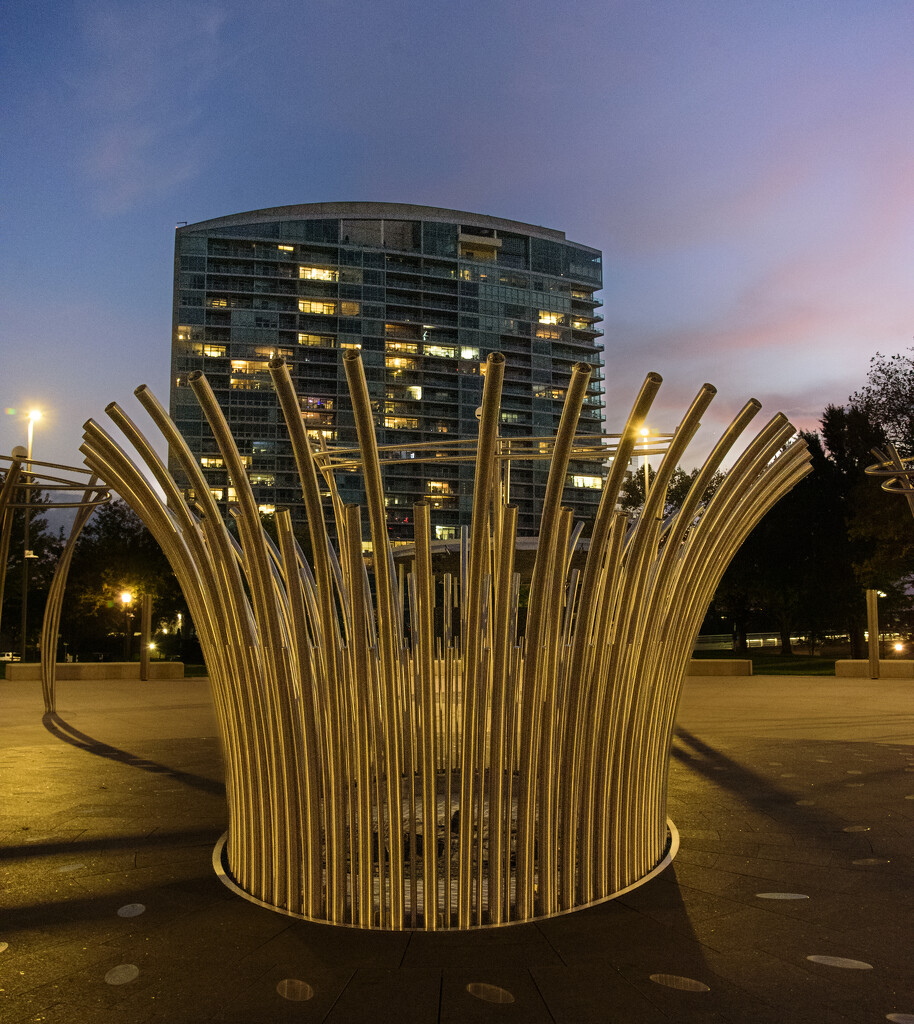 Water fountains on Miranova by ggshearron