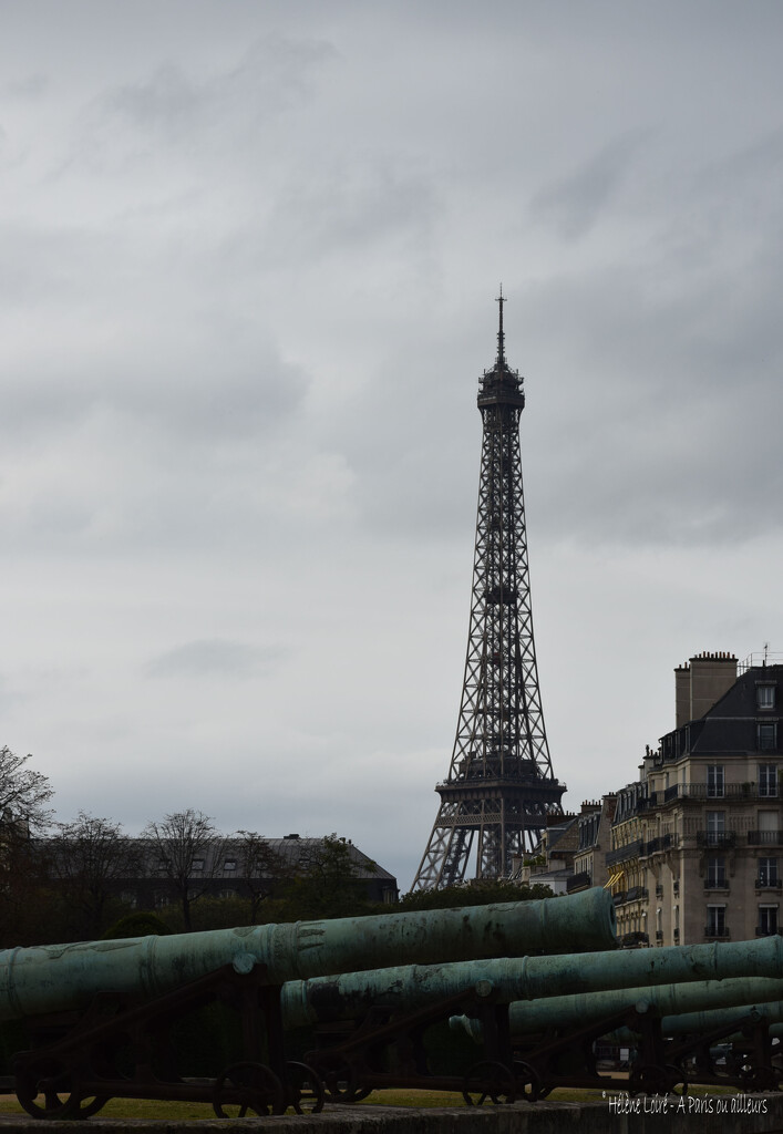 from the Invalides by parisouailleurs