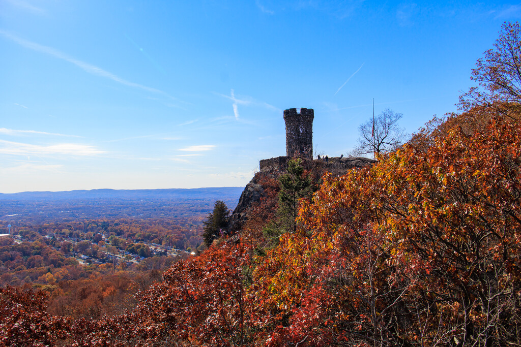 Hiking at Castle Craig. by batfish