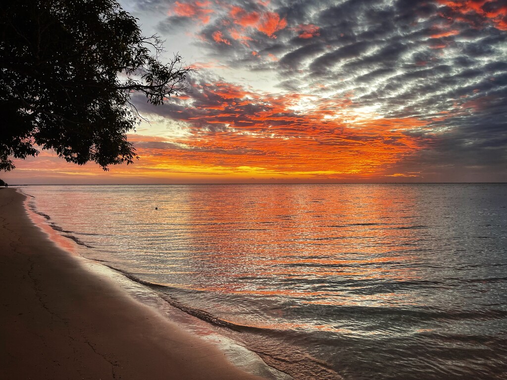 Sunset from Lomani by carolinesdreams