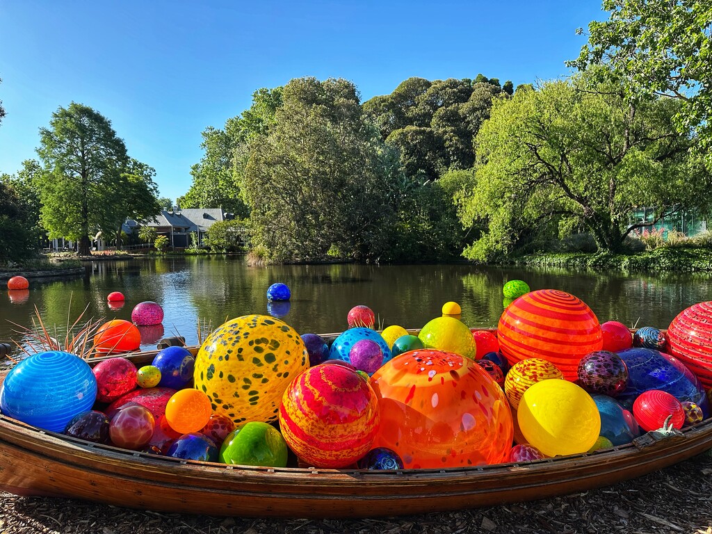 Chihuly glass in a boat! by pusspup