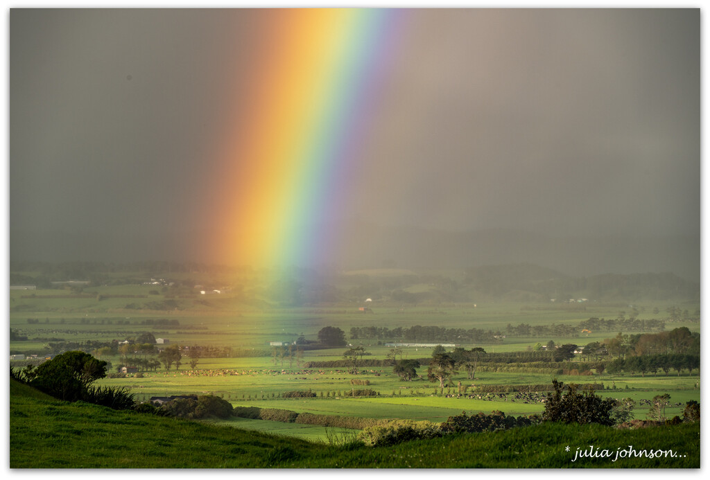 Vibrant Rainbow.. by julzmaioro