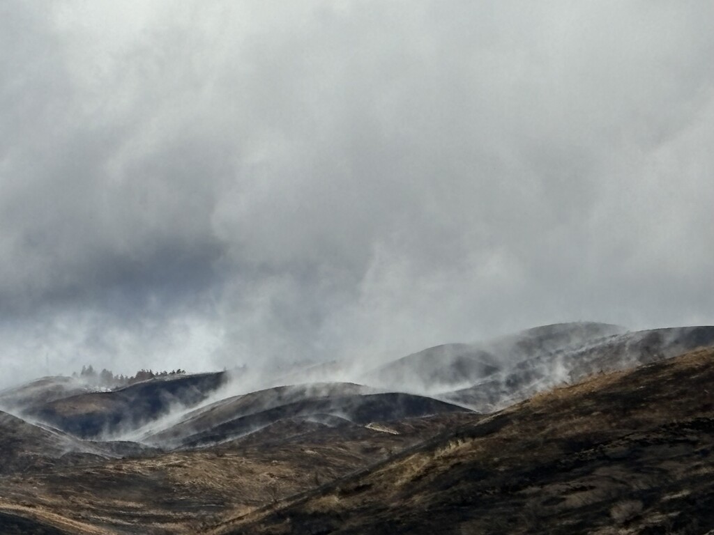 Steaming hills  by pirish