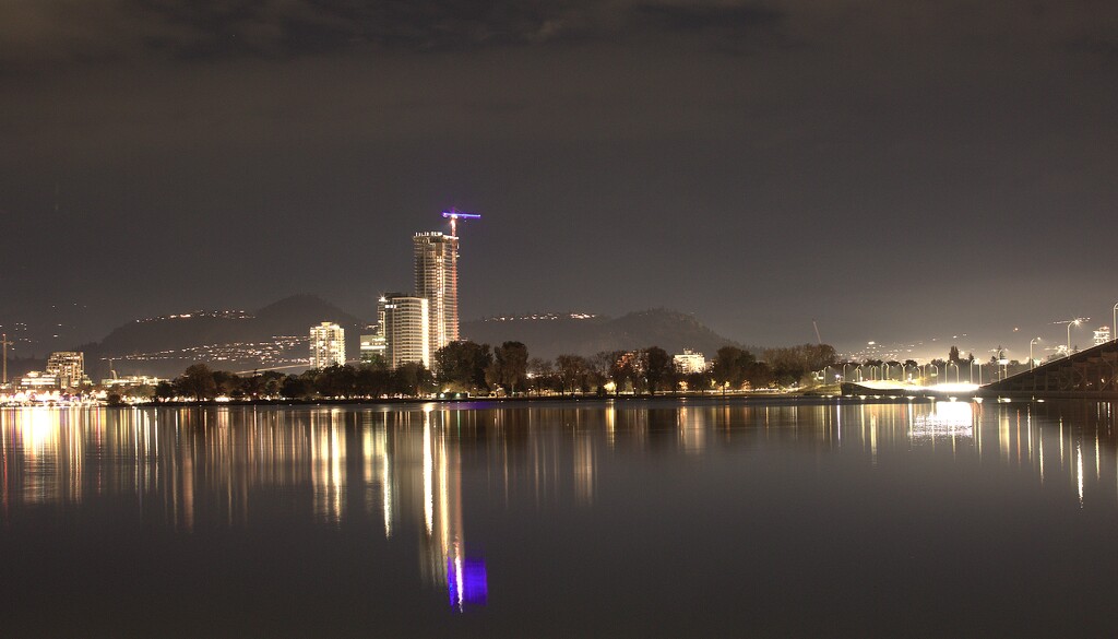 KELOWNA NIGHT MOVES by jerzyfotos