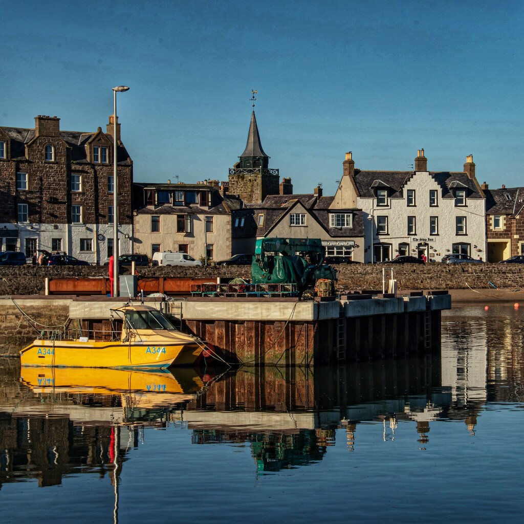 The yellow boat…… by billdavidson