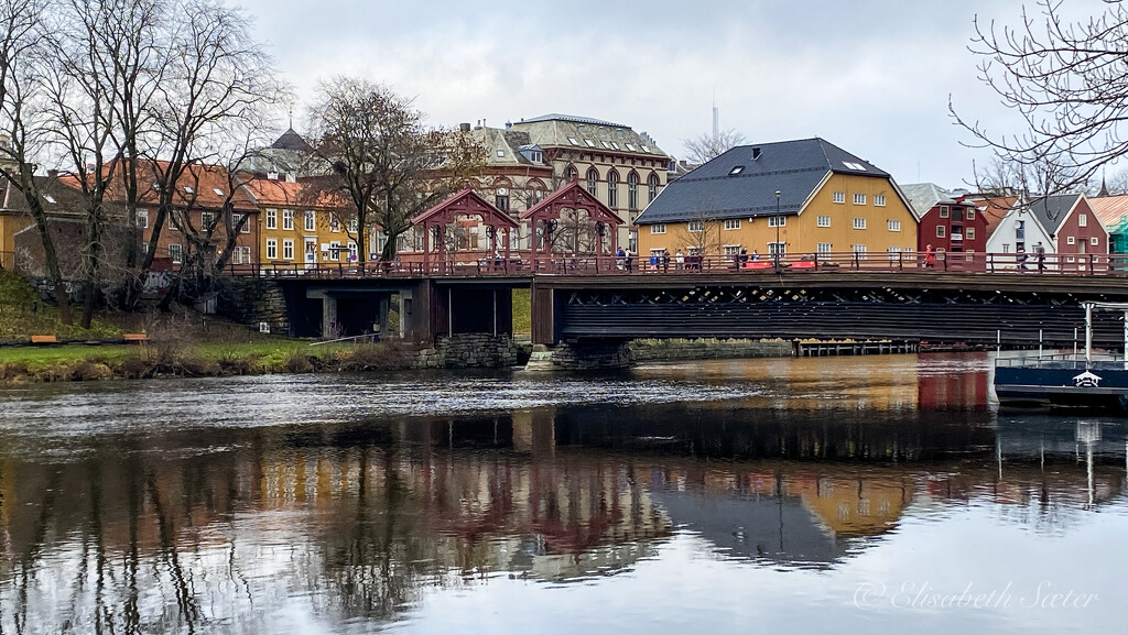 The old City bridge  by elisasaeter