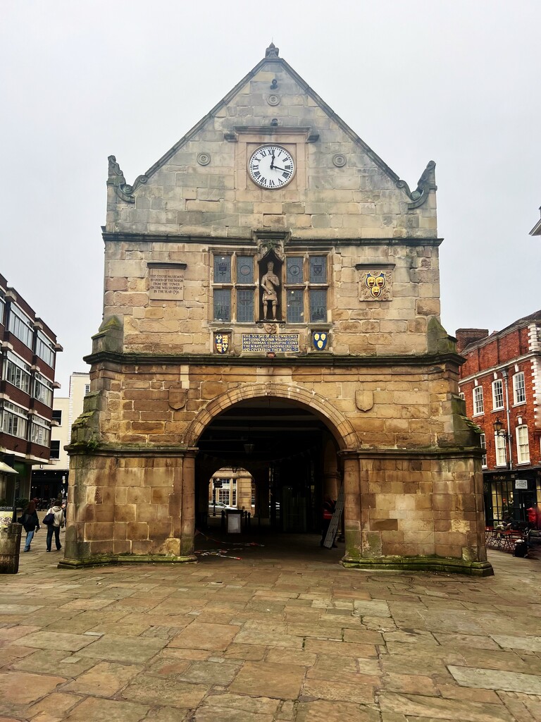 Market hall, Shrewsbury  by tinley23