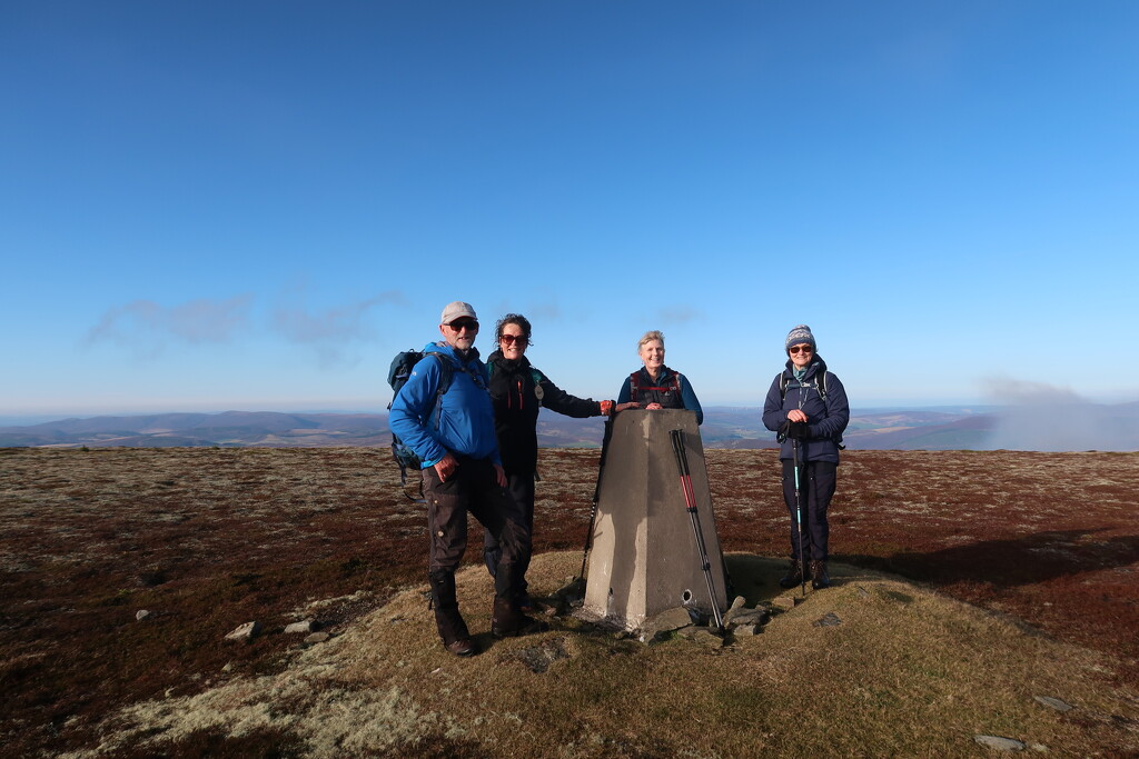 Carn Mor - Ladder Hills by jamibann