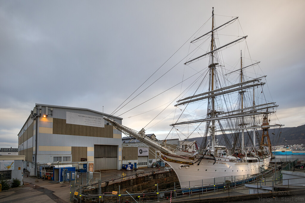 Stadsraad Lehmkul in dry dock by helstor365