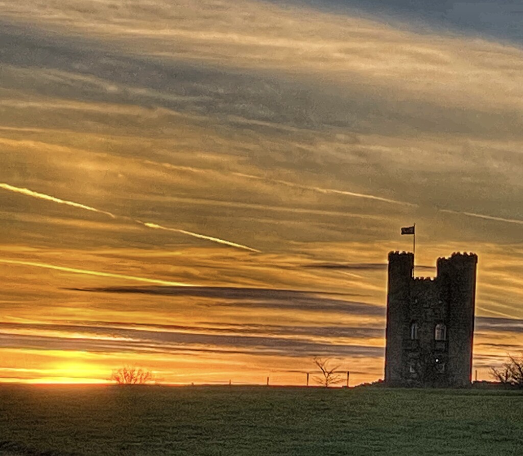 Autumn Sunset at Broadway Tower by cmf