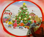 8th Dec 2024 - Altered Christmas Plate with Ghostly Brownie 