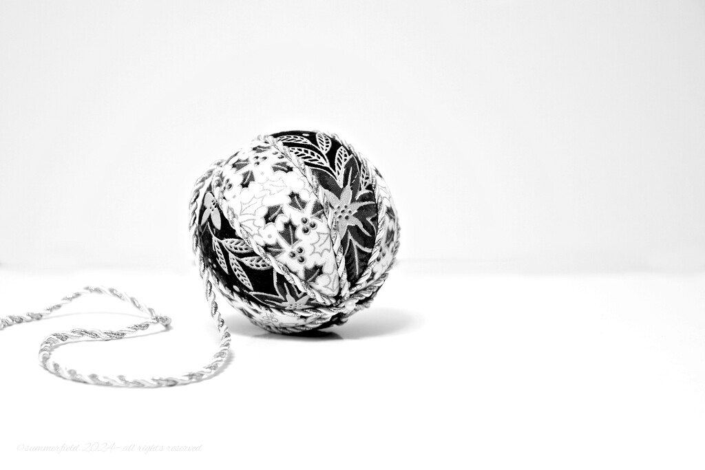 minimal bauble by summerfield